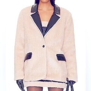 NWT $148 REVOLVE We Wore What faux fur sherpa leather blazer XS ivory black